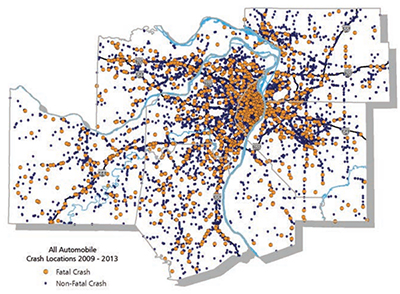 Map graphic showing the locations of fatal (yellow in color/larger circles) and non-fatal (blue in color/smaller circles) crashes in St Louis region during the 2009-2013 time period.