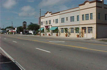 View of Sunken Gardens in St. Petersburg, Florida, before installation of raised median