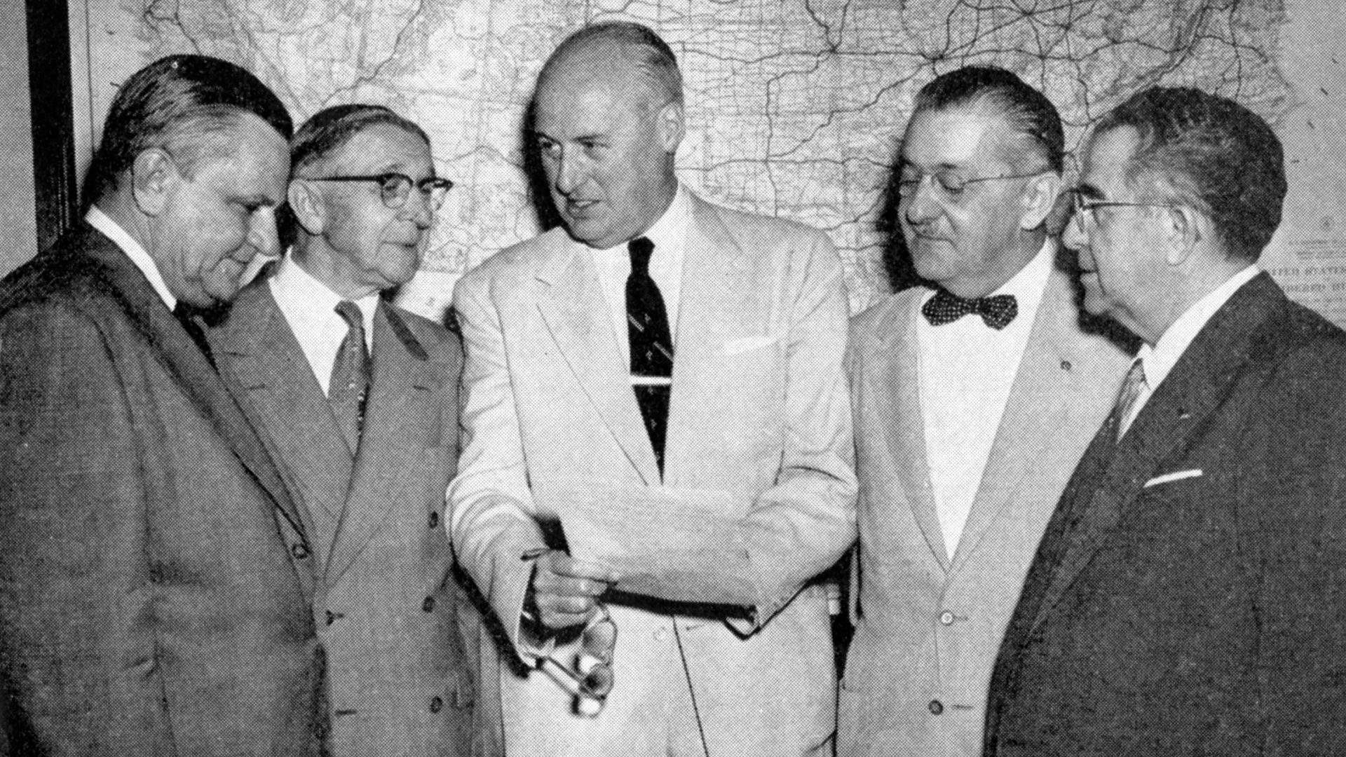 Left to right:  Representative Clifford Davis (TN); Representative George A. Dondero (MI); Chairman Fallon; ARBA president John N. Robertson; and Representative J. Harry McGregor (OH).)